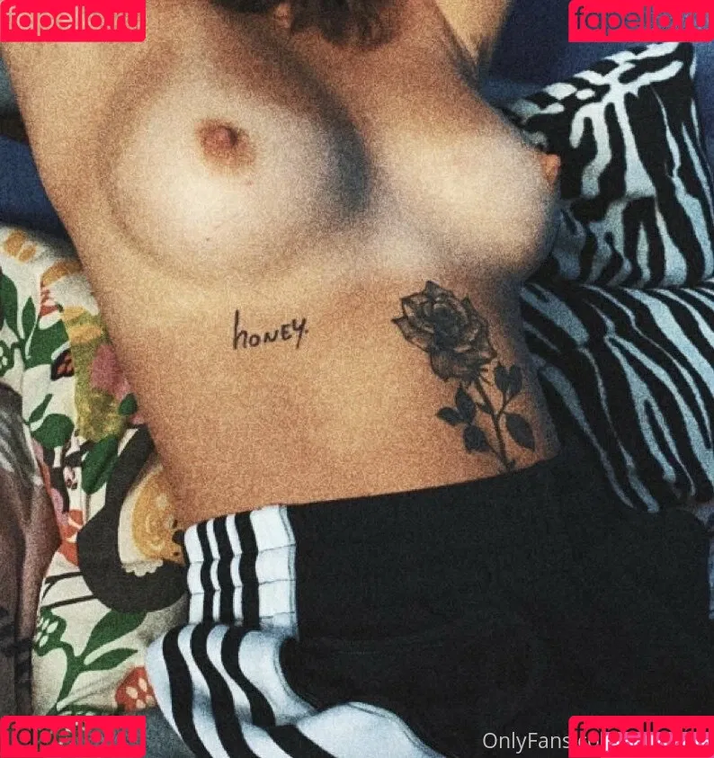 petulkaa Onlyfans Photo Gallery 