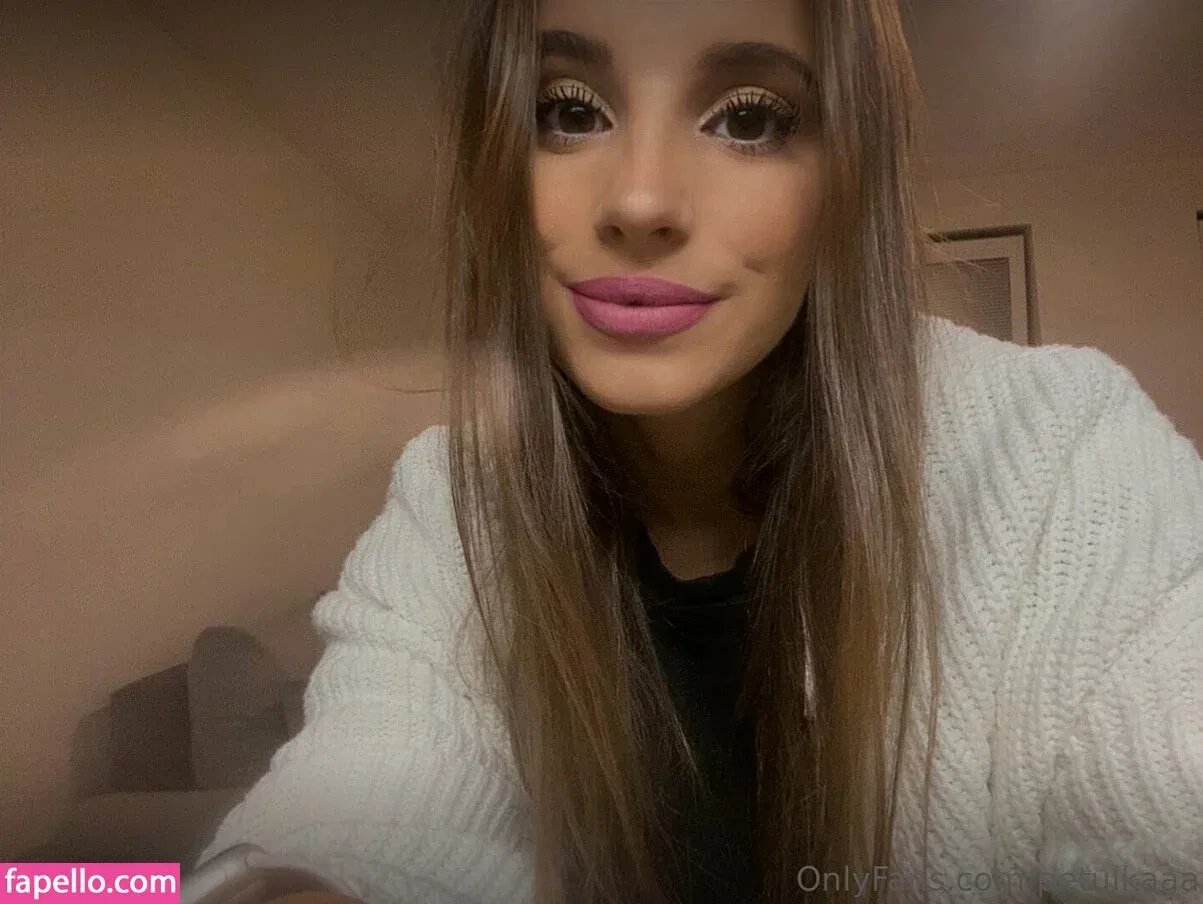 petulkaa Onlyfans Photo Gallery 