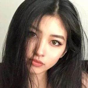 Vyxia Vyxphan Onlyfans Photo Gallery 