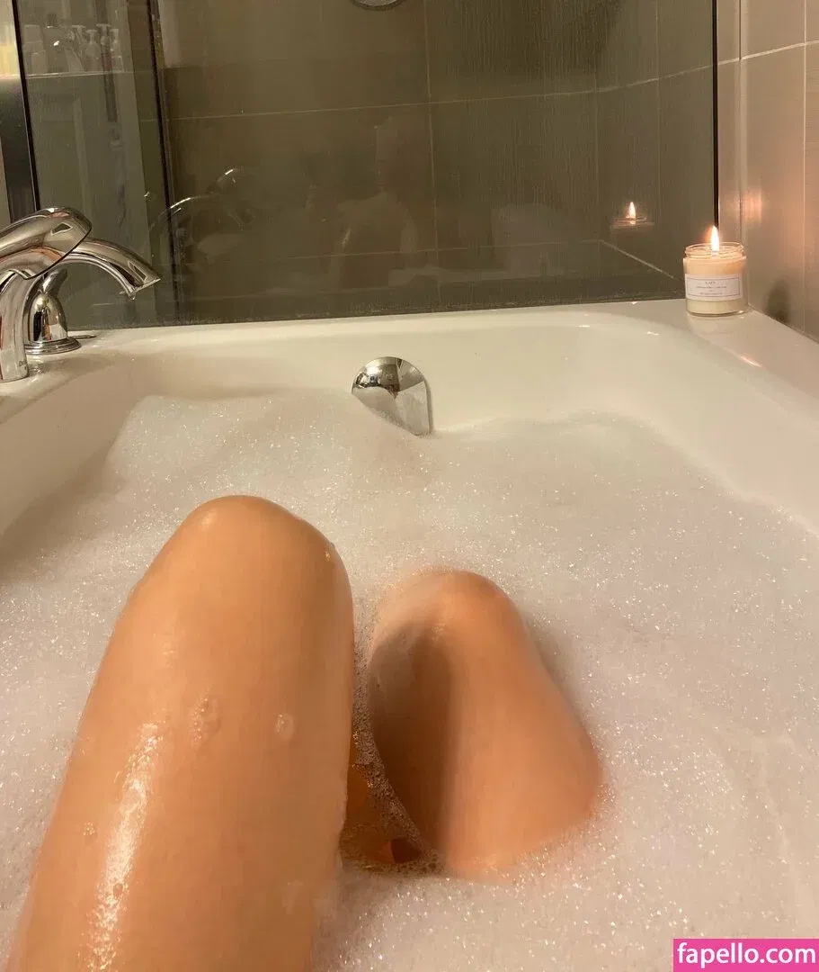 Vyxia Vyxphan Onlyfans Photo Gallery 