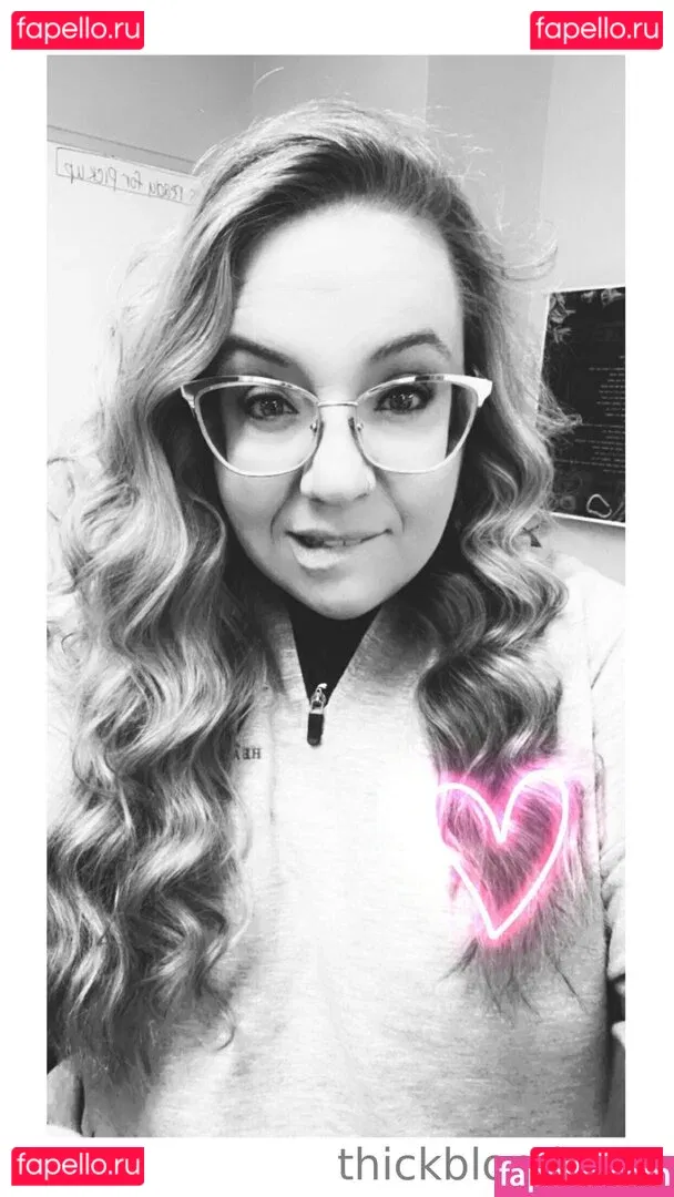 thickblonde_85 Onlyfans Photo Gallery 