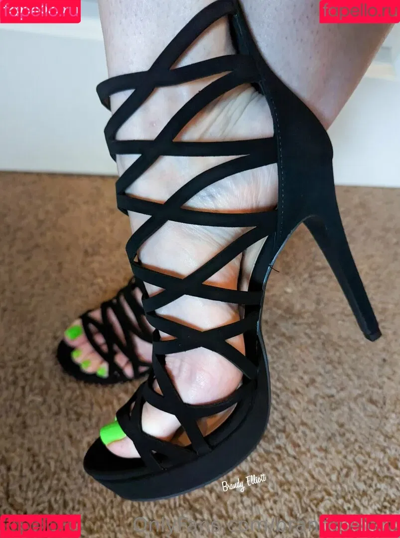 brandyelliott Onlyfans Photo Gallery 