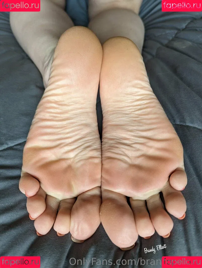 brandyelliott Onlyfans Photo Gallery 