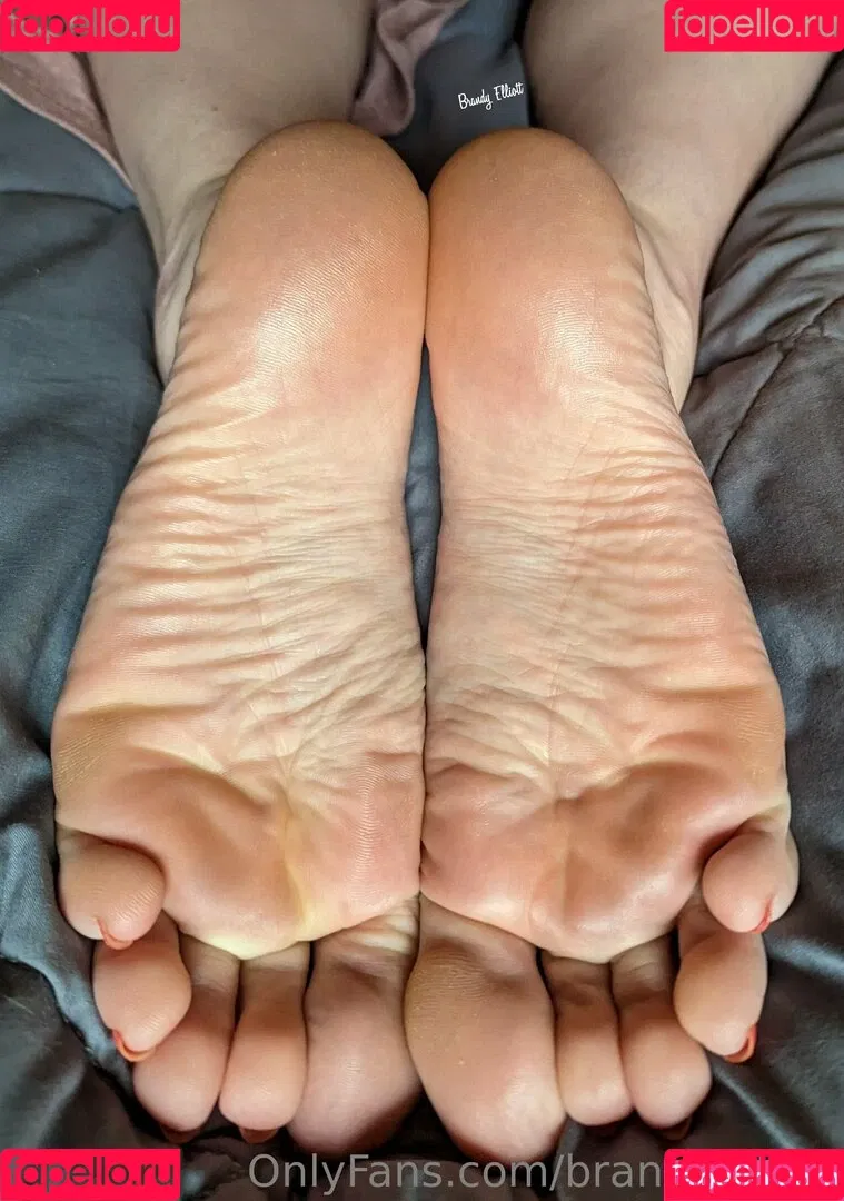 brandyelliott Onlyfans Photo Gallery 