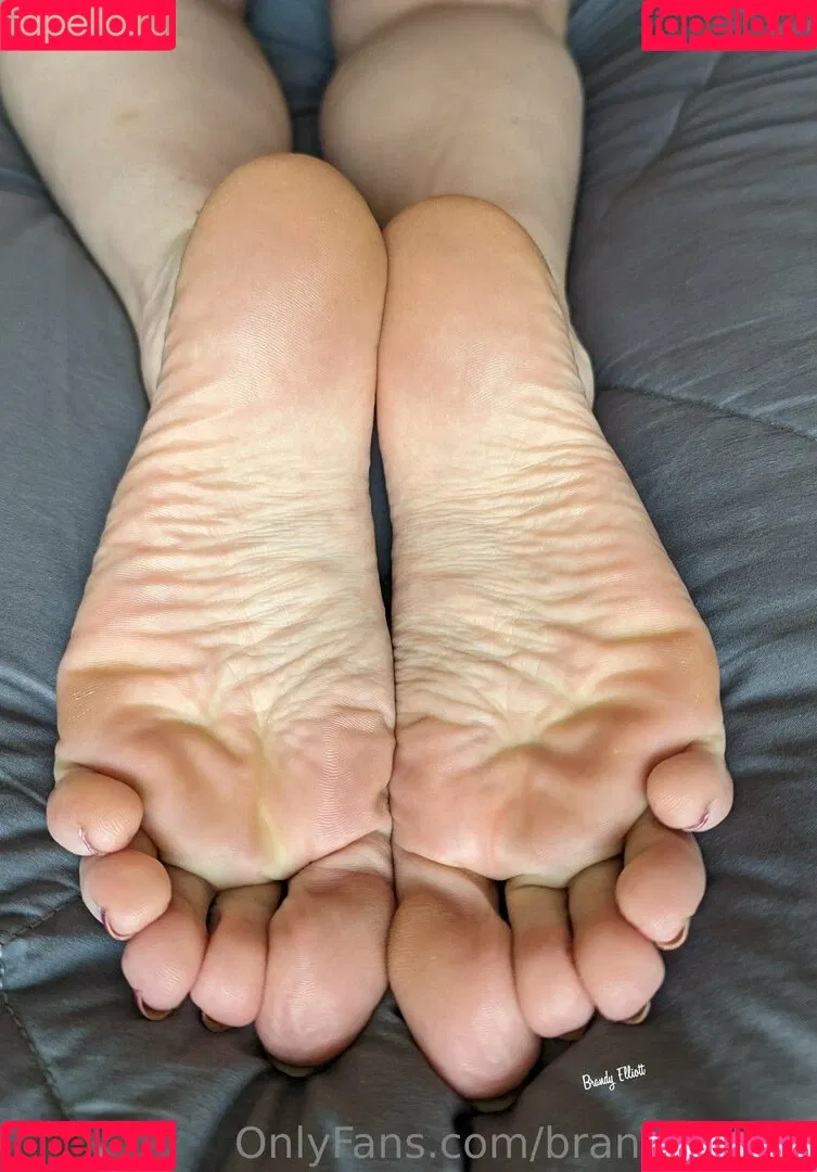 brandyelliott Onlyfans Photo Gallery 