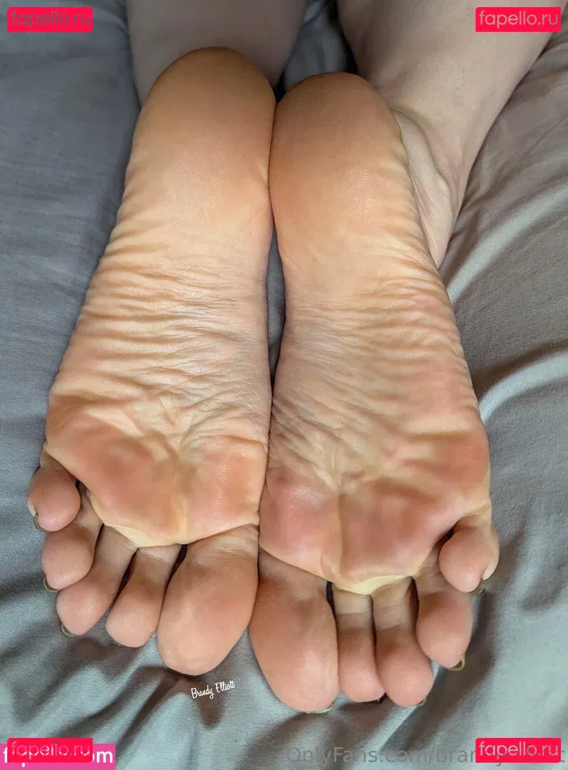 brandyelliott Onlyfans Photo Gallery 