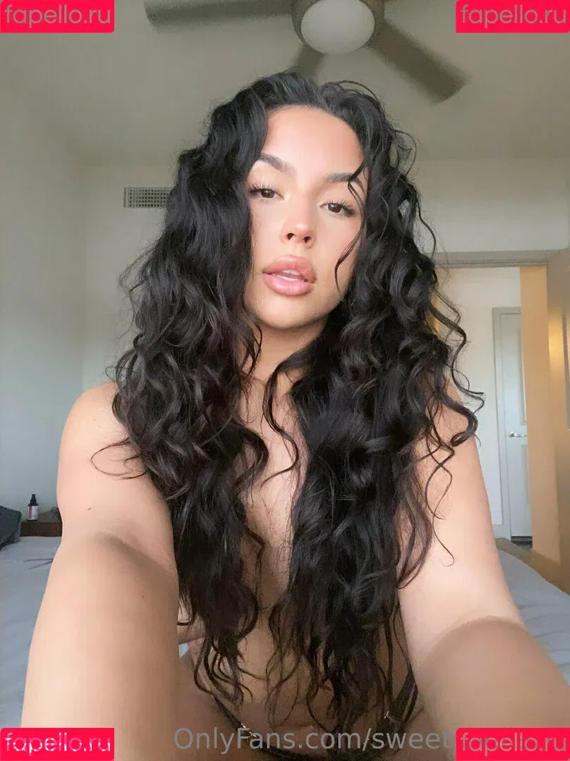 sweetsbellaxo Onlyfans Photo Gallery 