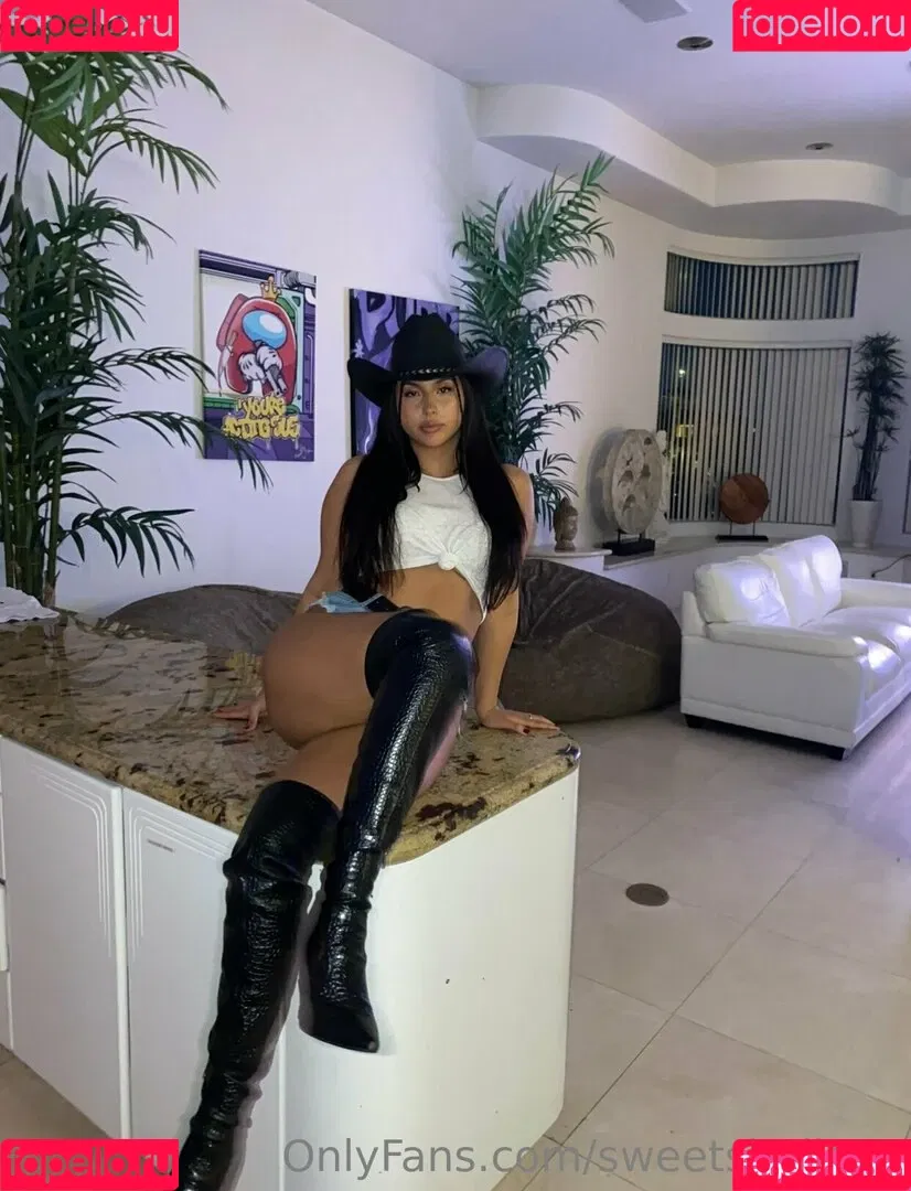 sweetsbellaxo Onlyfans Photo Gallery 