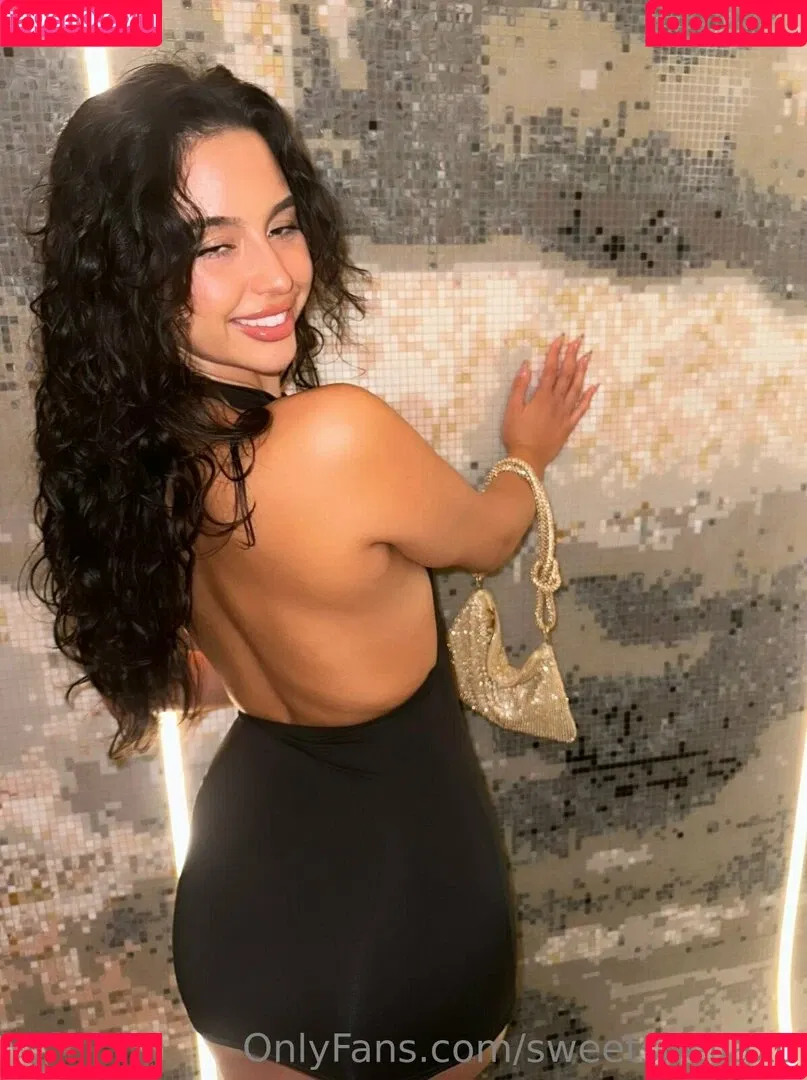 sweetsbellaxo Onlyfans Photo Gallery 