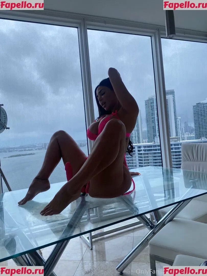 italiastarr Onlyfans Photo Gallery 