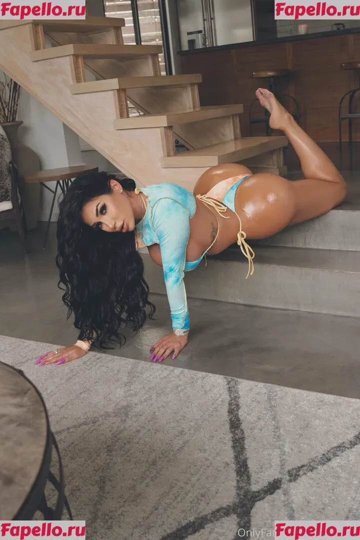 italiastarr Onlyfans Photo Gallery 