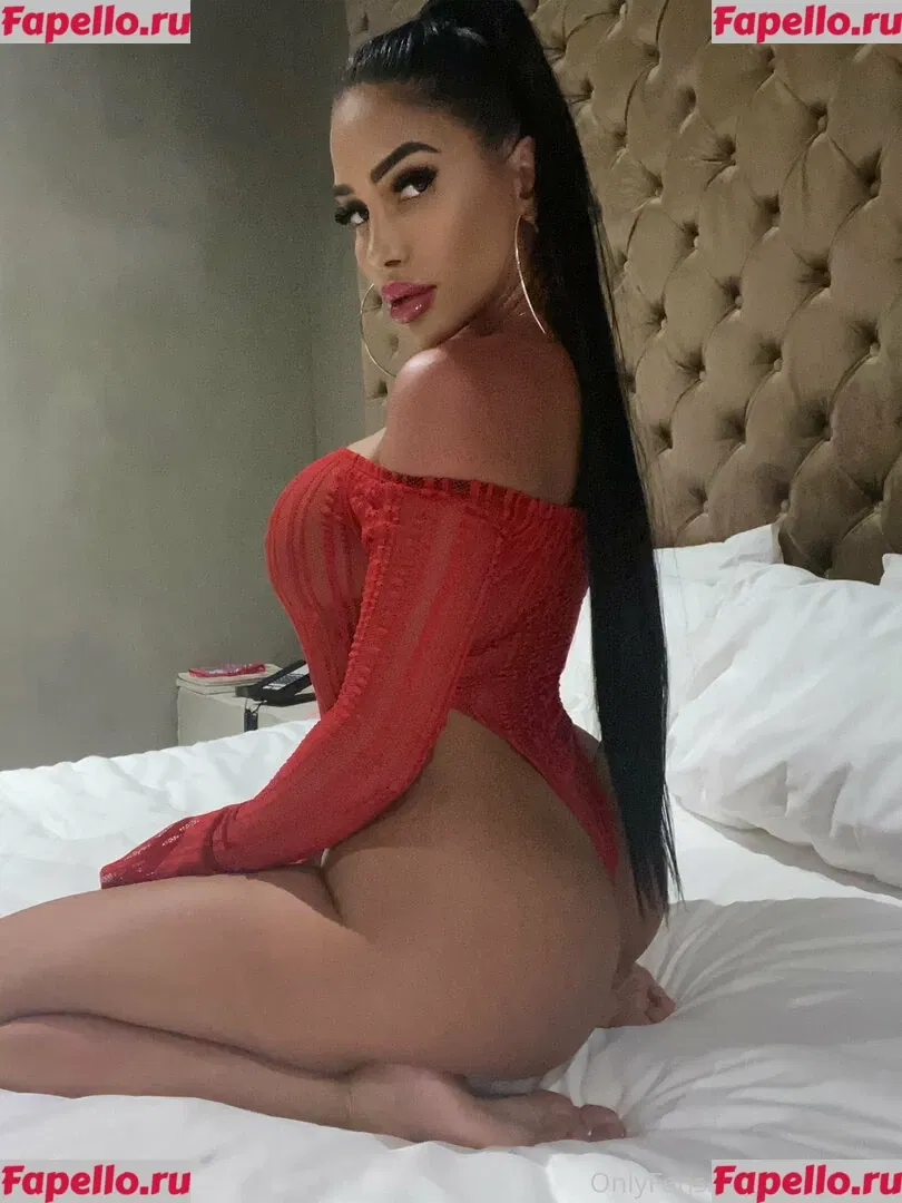 italiastarr Onlyfans Photo Gallery 