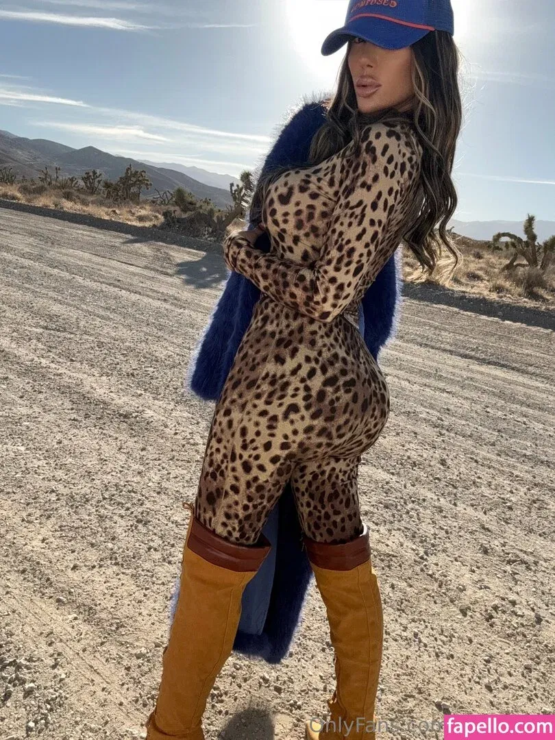 italiastarr Onlyfans Photo Gallery 