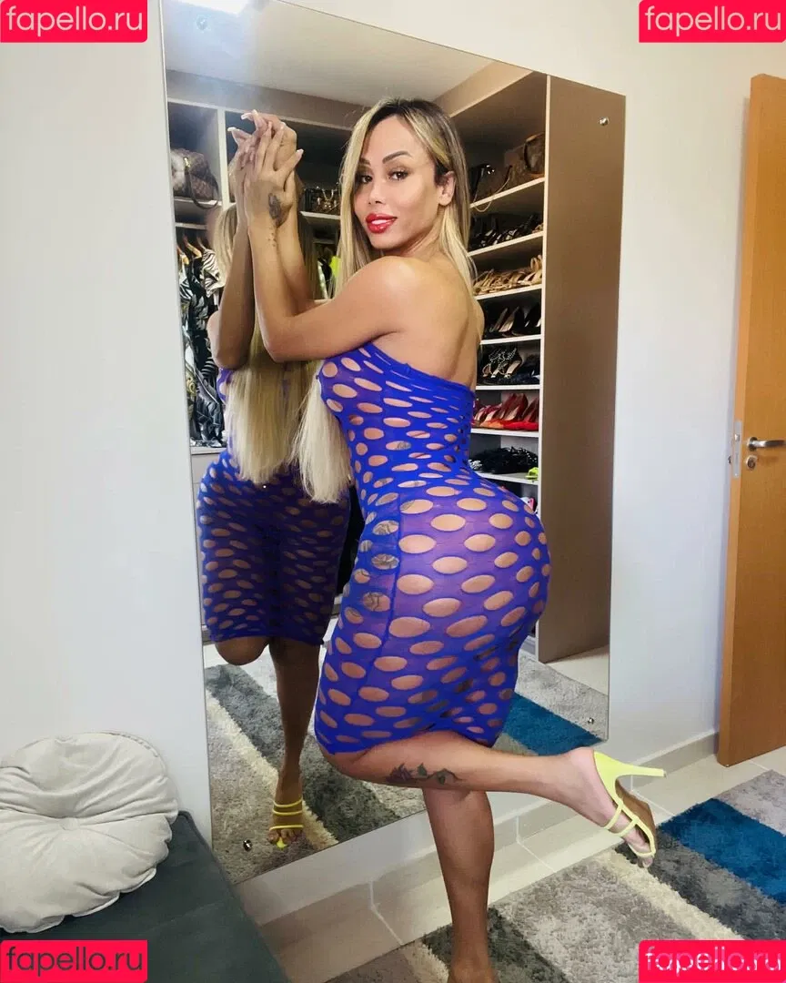 Agatha Ferraz Onlyfans Photo Gallery 