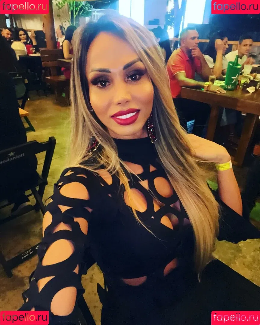 Agatha Ferraz Onlyfans Photo Gallery 