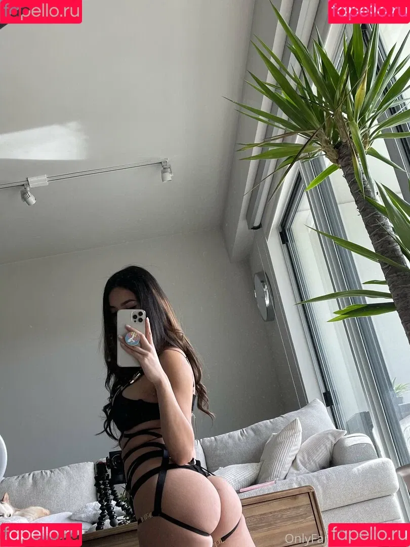 enellyx Onlyfans Photo Gallery 