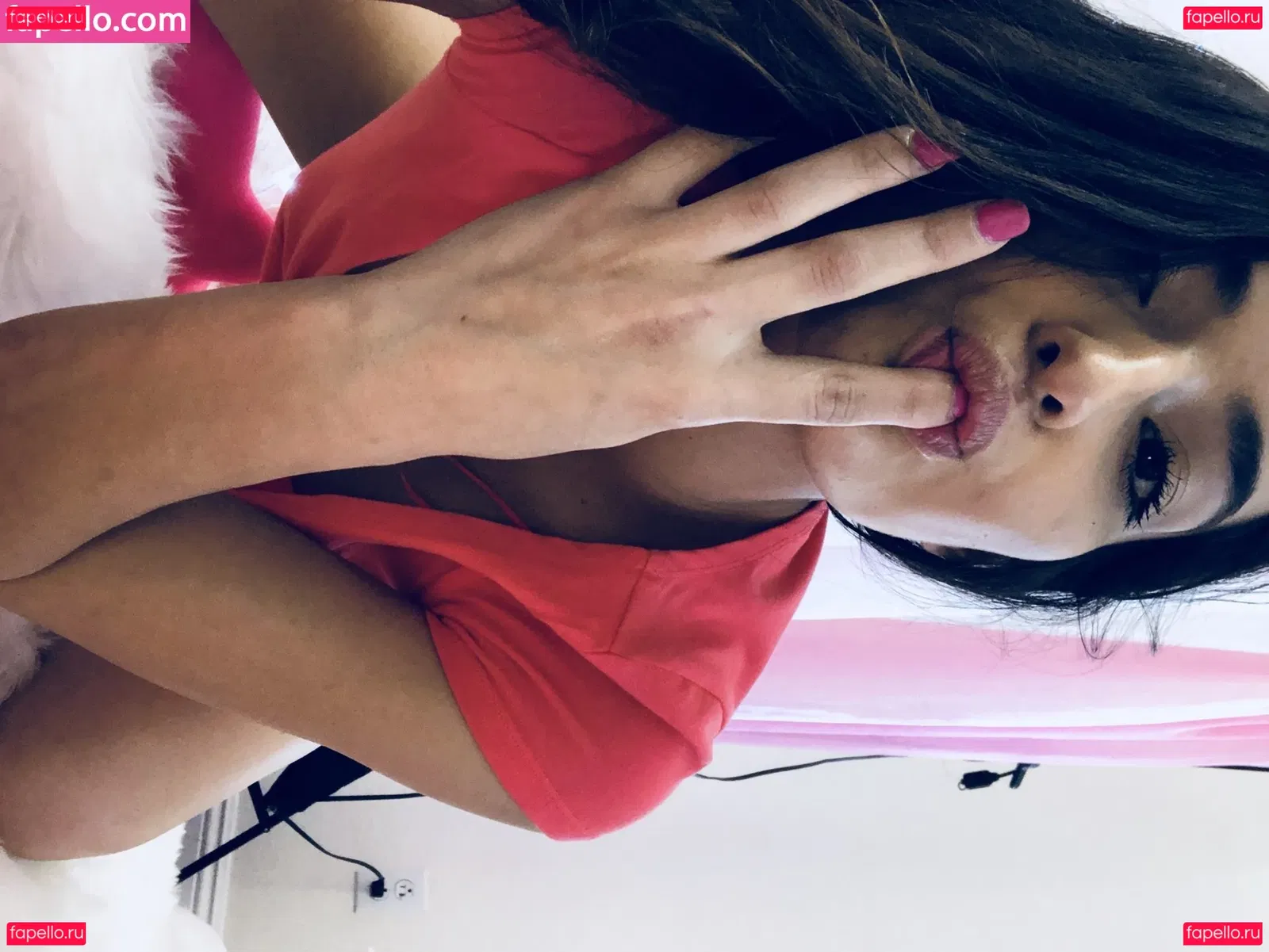 enellyx Onlyfans Photo Gallery 