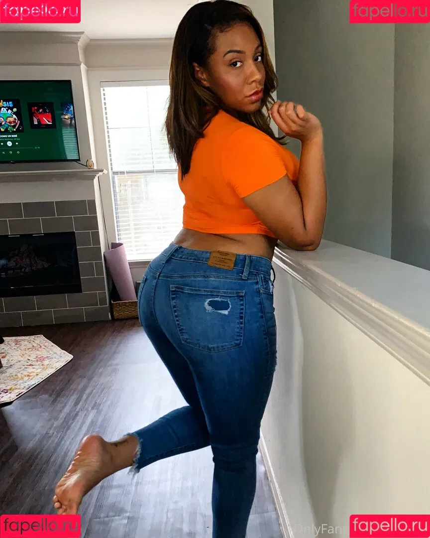 realtexascurves Onlyfans Photo Gallery 