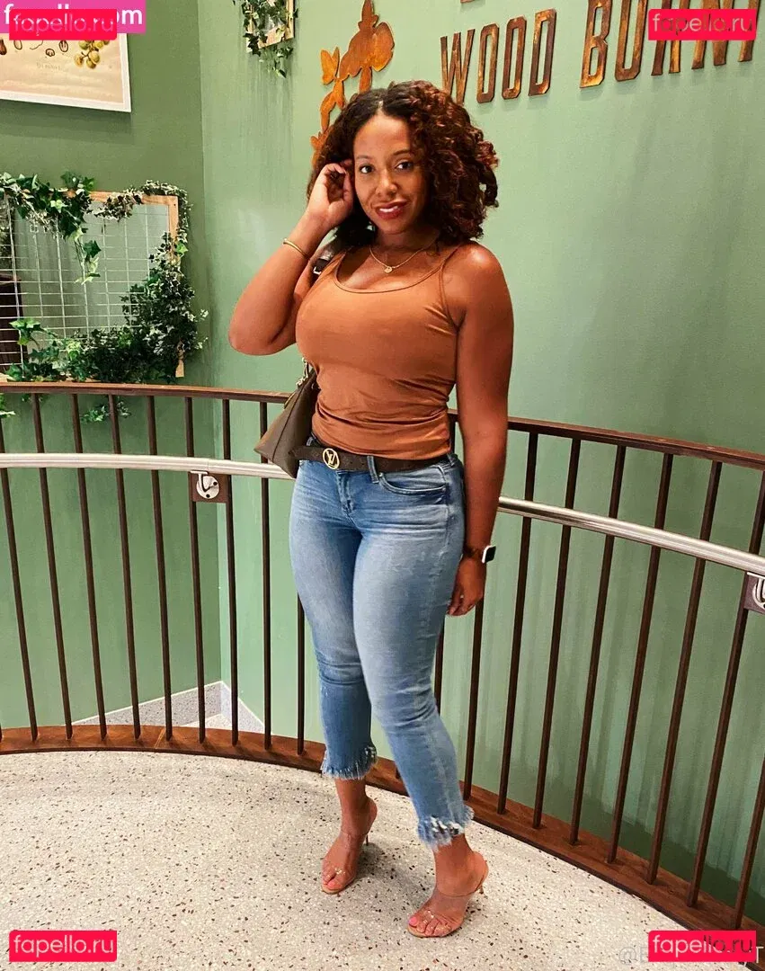 realtexascurves Onlyfans Photo Gallery 