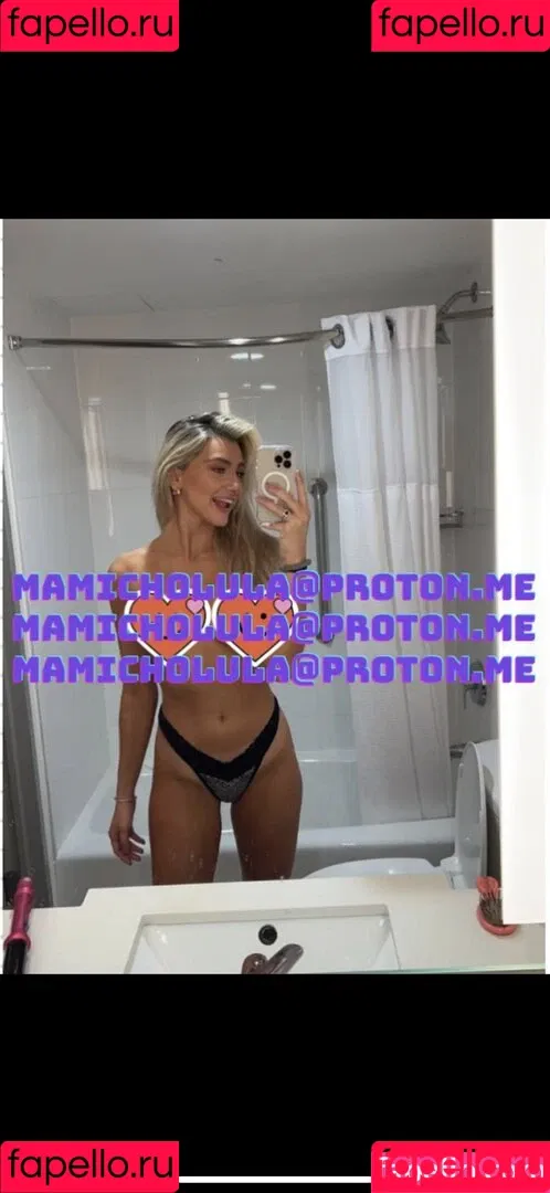 WomenBarstool Onlyfans Photo Gallery 