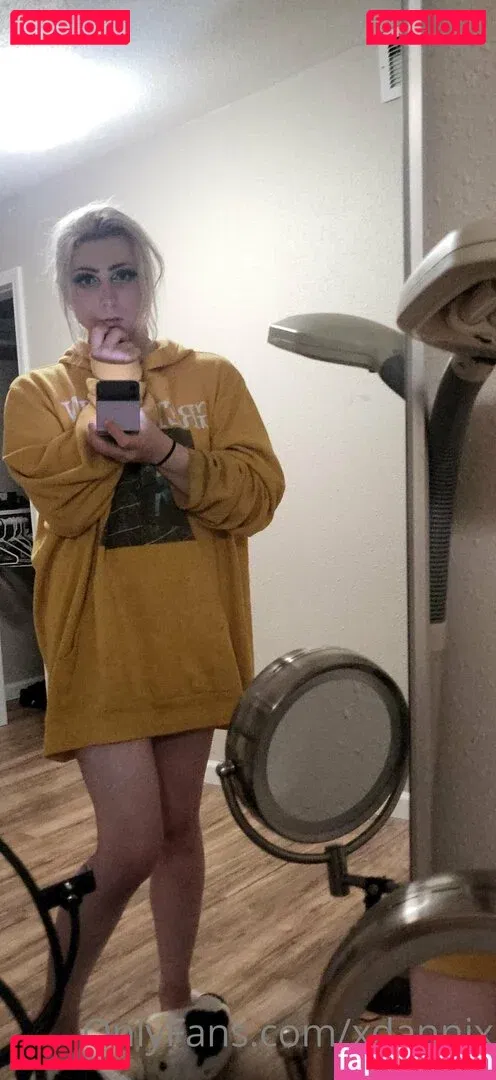 xdannix Onlyfans Photo Gallery 