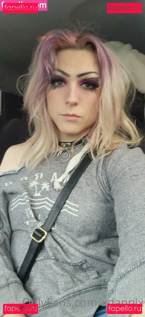 xdannix Onlyfans Photo Gallery 