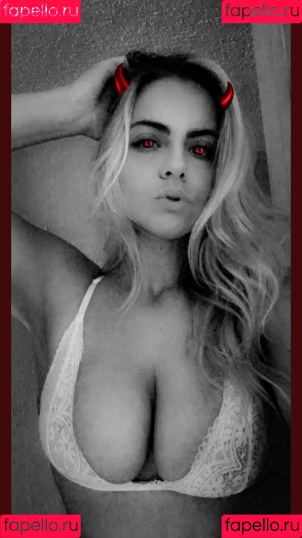 PinkCBJ Onlyfans Photo Gallery 