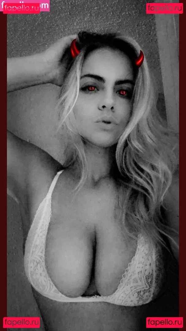 PinkCBJ Onlyfans Photo Gallery 