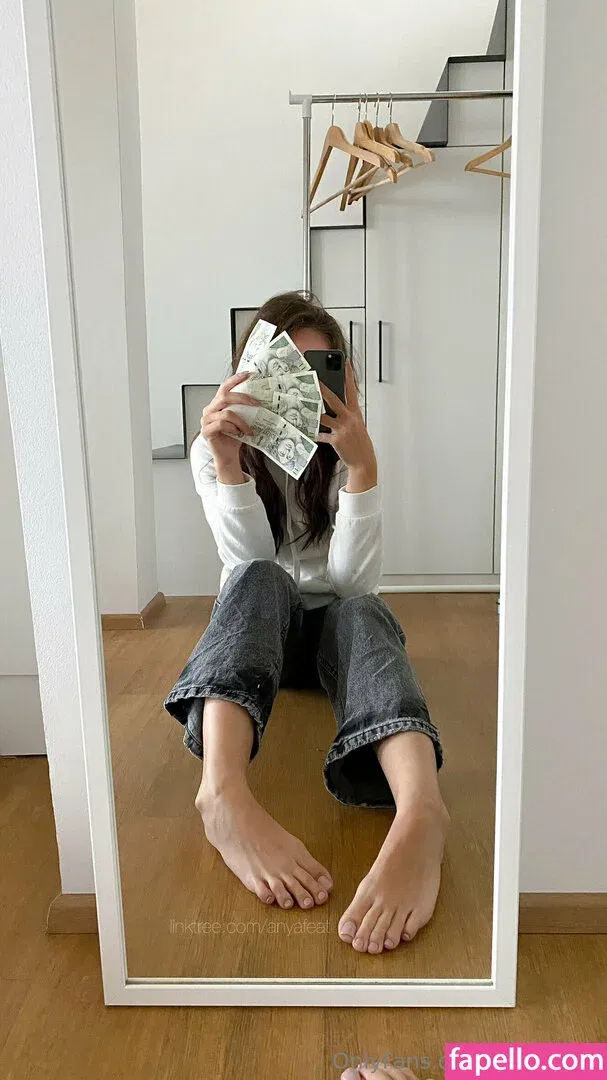 aanyafeat Onlyfans Photo Gallery 