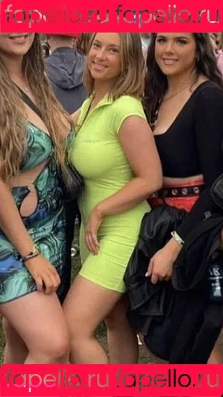 Zahra Onlyfans Photo Gallery 