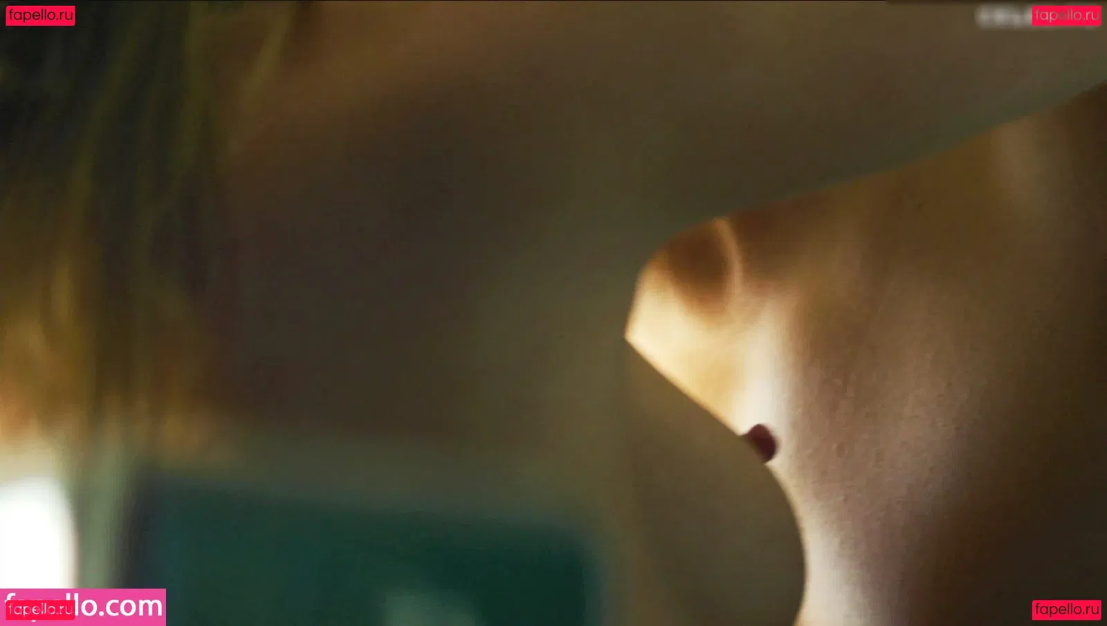 Jeanne Goursaud Onlyfans Photo Gallery 