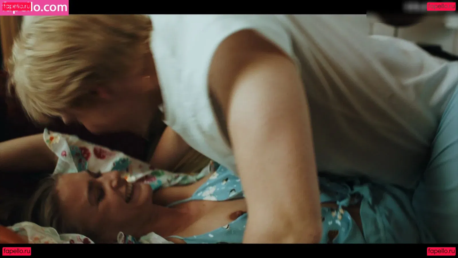 Jeanne Goursaud Onlyfans Photo Gallery 