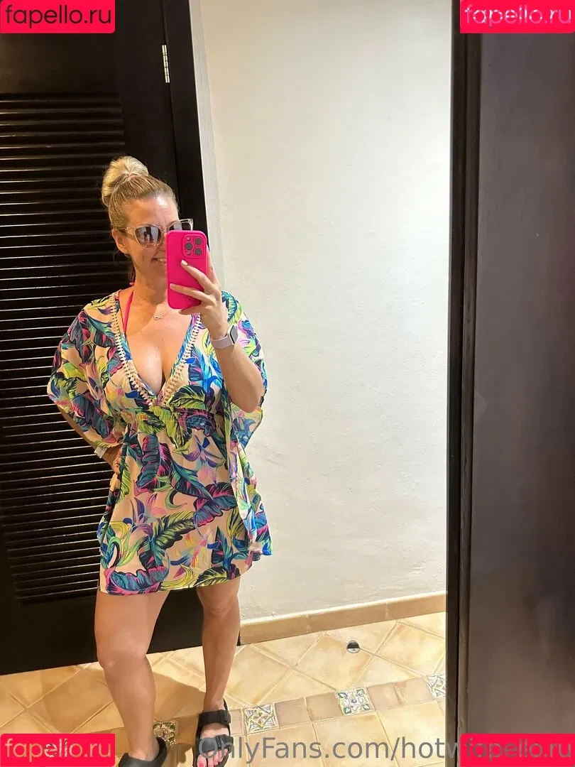 Hotwife_ellie Onlyfans Photo Gallery 