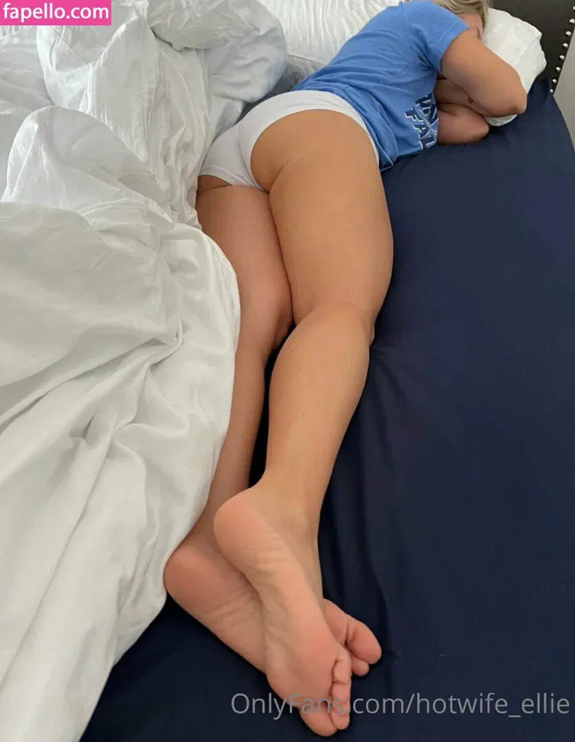 Hotwife_ellie Onlyfans Photo Gallery 