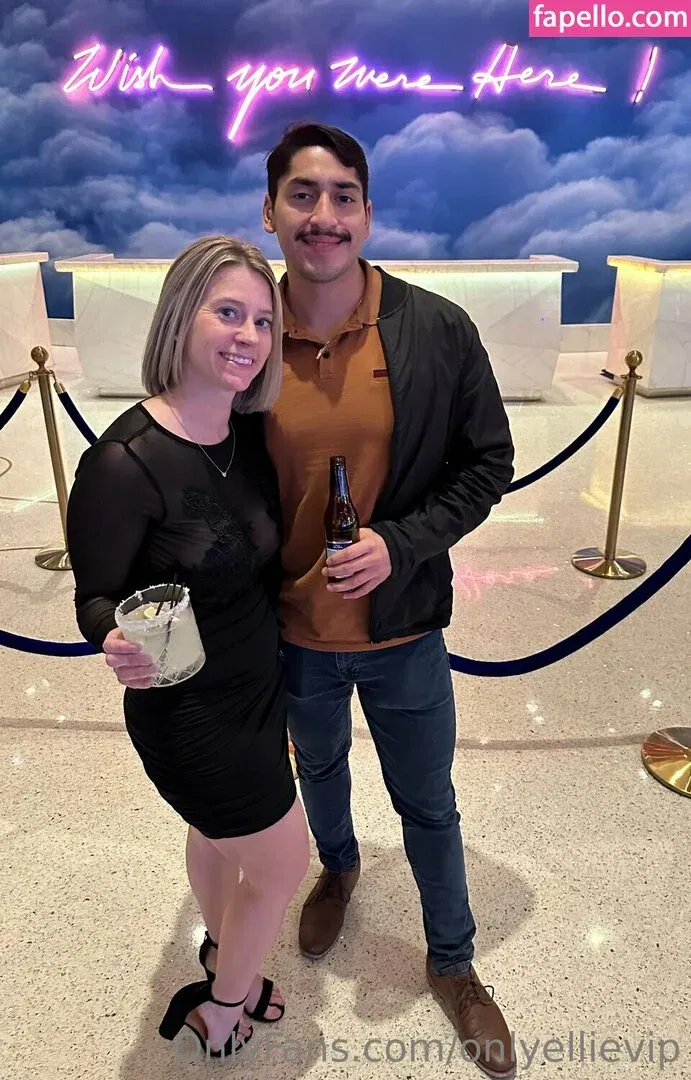 Hotwife_ellie Onlyfans Photo Gallery 