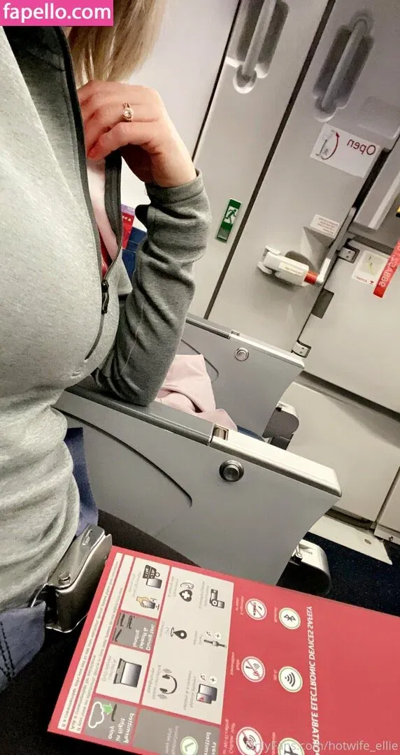 Hotwife_ellie Onlyfans Photo Gallery 