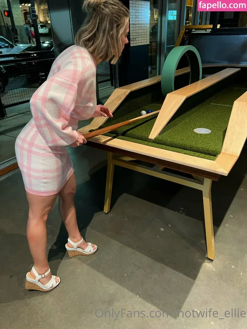 Hotwife_ellie Onlyfans Photo Gallery 