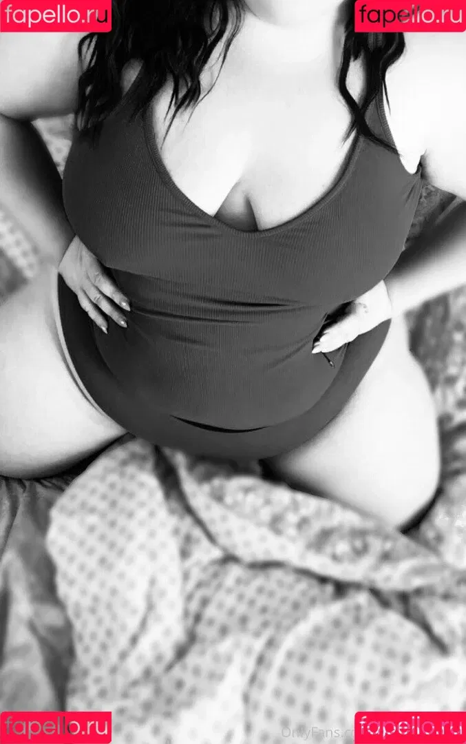 mollyisatease Onlyfans Photo Gallery 