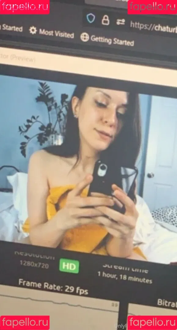 realcanadaali Onlyfans Photo Gallery 