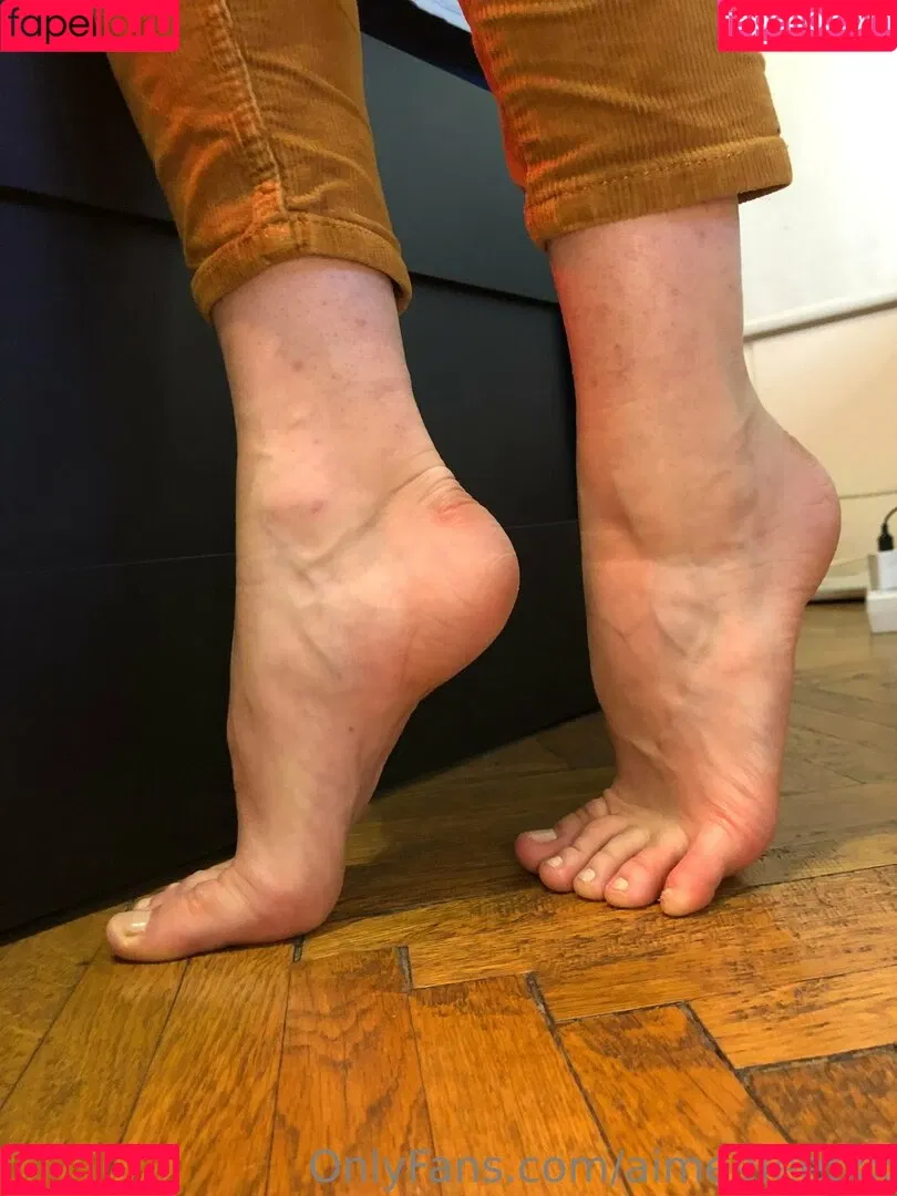 aimeefeetxx Onlyfans Photo Gallery 