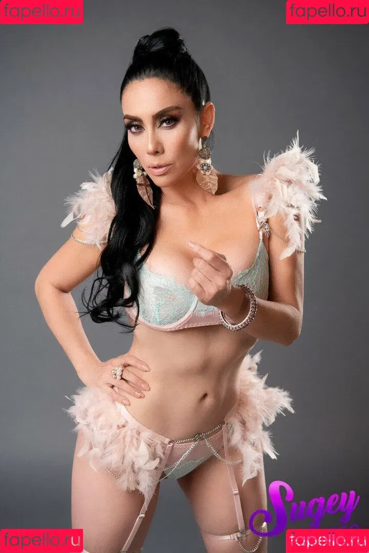 Sugey Abrego Onlyfans Photo Gallery 