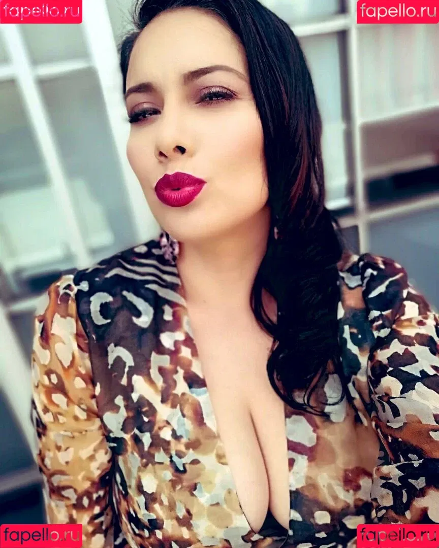 Sugey Abrego Onlyfans Photo Gallery 
