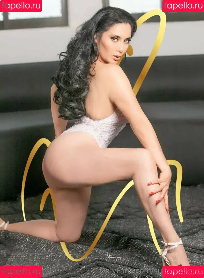 Sugey Abrego Onlyfans Photo Gallery 