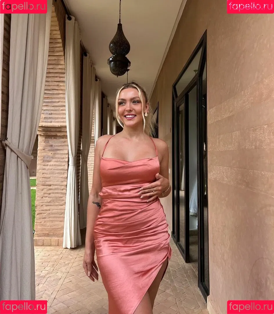 MillieT25 Onlyfans Photo Gallery 