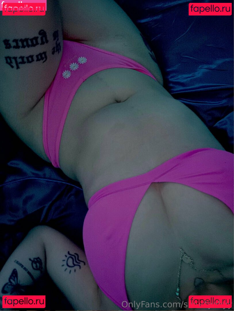 Sluuttyallyy Nude Onlyfans Photo 9