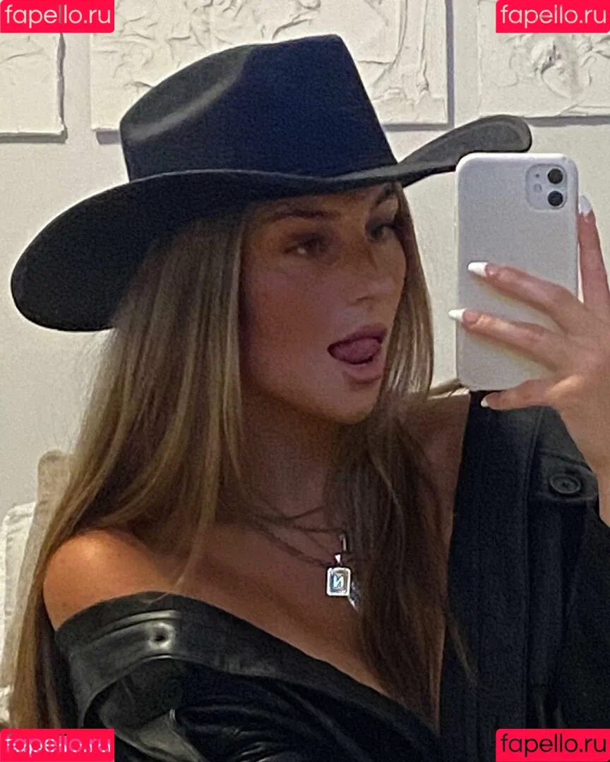 Abbey Wilson Onlyfans Photo Gallery 