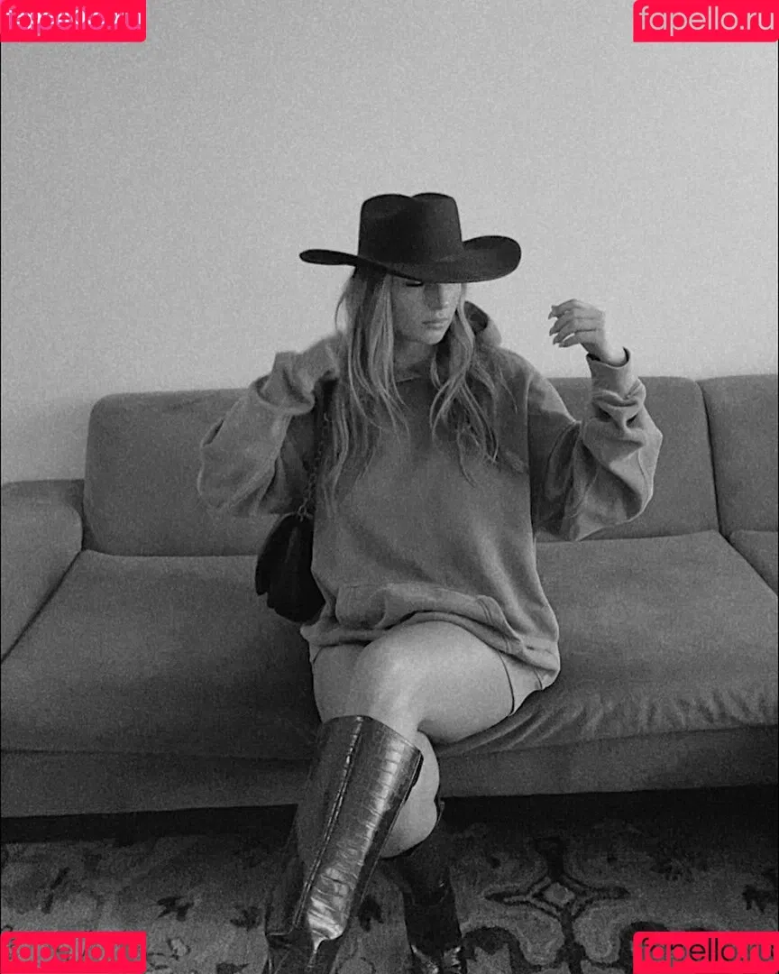 Abbey Wilson Onlyfans Photo Gallery 