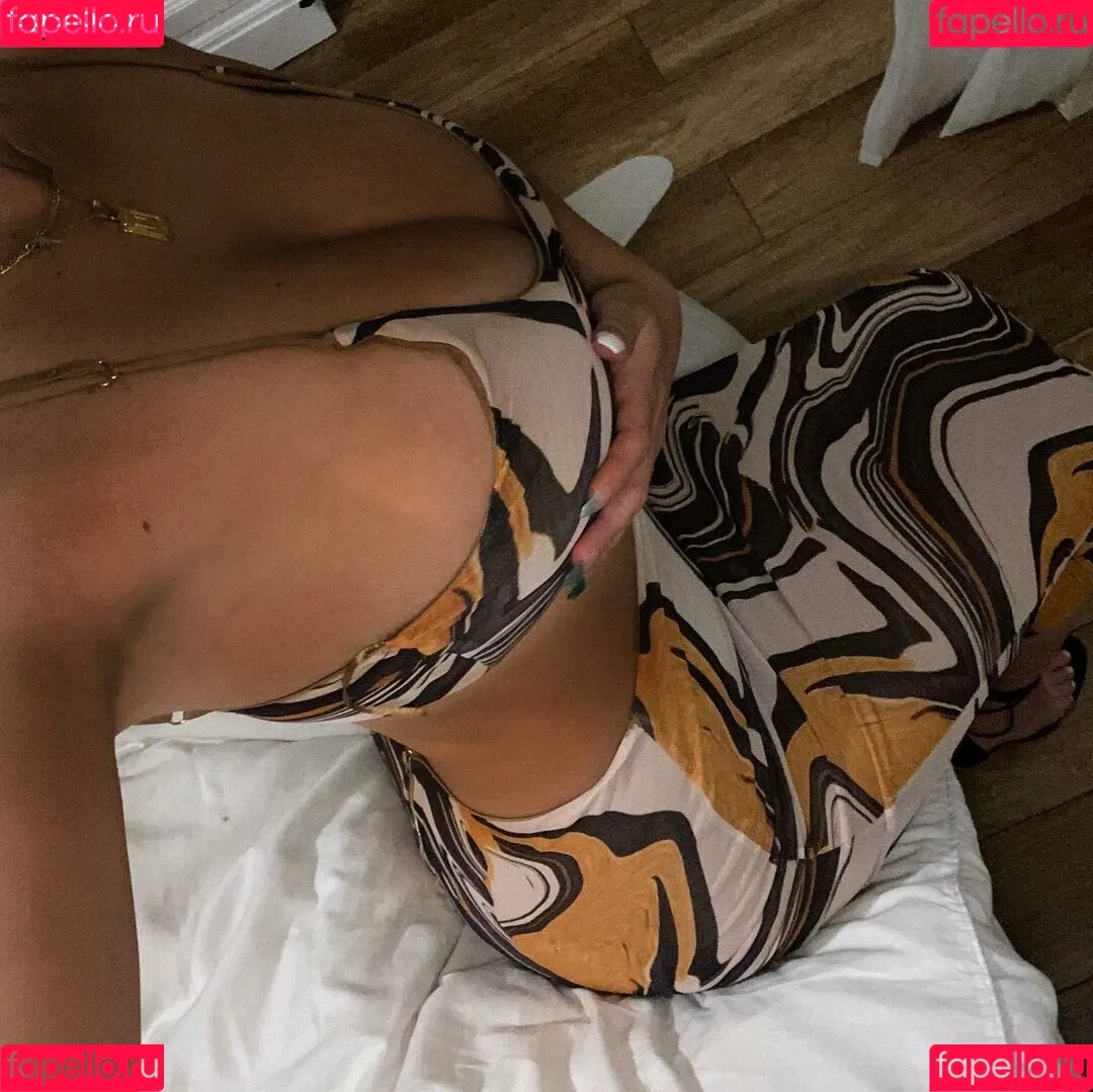 Abbey Wilson Onlyfans Photo Gallery 