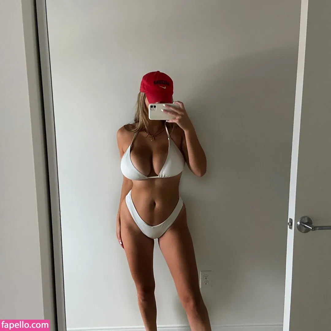 Abbey Wilson Onlyfans Photo Gallery 