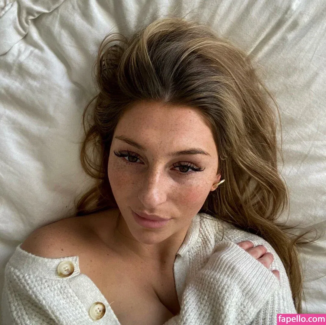 Abbey Wilson Onlyfans Photo Gallery 